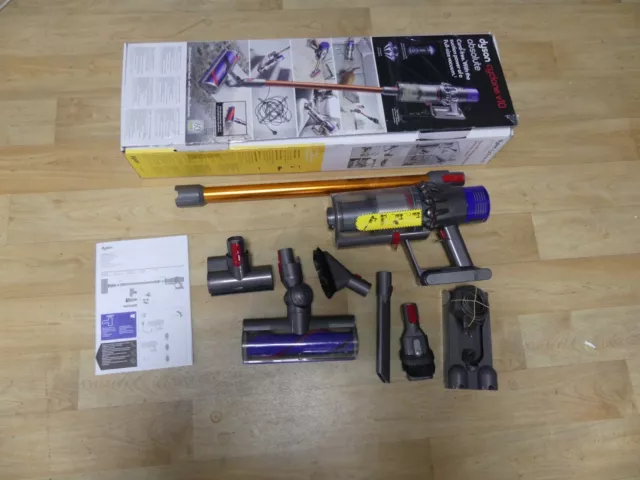 Aspirateur balais Dyson V10 Absolute (Occasion, incomplet)