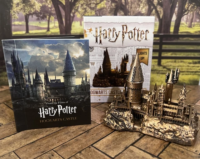 HARRY POTTER HOGWARTS School Metal RP Mini Replica Light Up & Book WB
