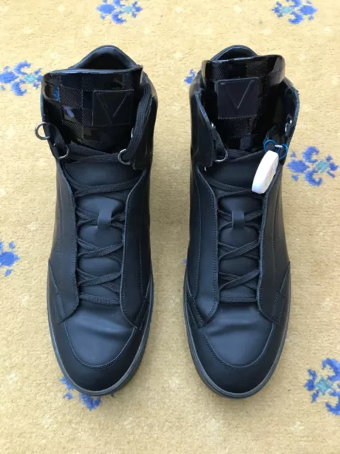 LOUIS VUITTON Size 10.5 Navy Blue Damier Leather Lace Up Shoes – Sui  Generis Designer Consignment