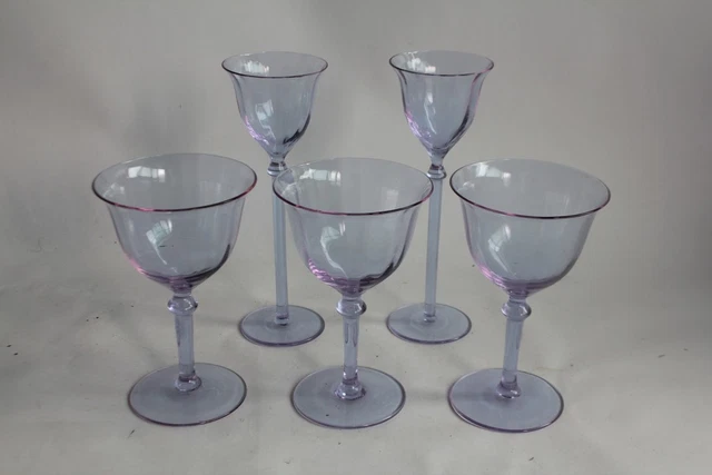 Verre à vin en cristal antique canneberge coupé pour transparent - France