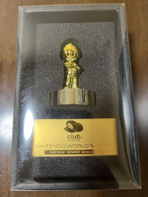 SUPER MARIO GOLD Statue Figure Platinum Member Memorial Club