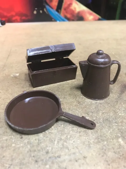 Johnny West Marx Toys 1960's Frying Pan Coffee Pot & Box for 12" Dolls