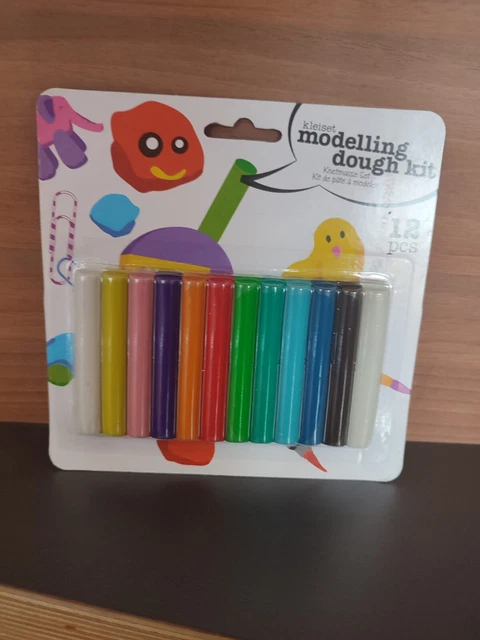 294808 Knetmasse Stäbchen Set  12er Pack 8cm x Ø 1cm, farbig sortiert  Neu & OVP