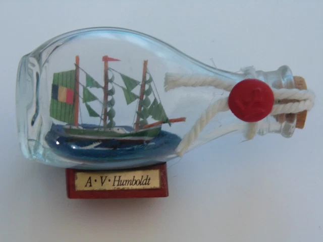 BATEAU DANS BOUTEILLE EN VERRE - MAQUETTE -MARINE -VINTAGE -COLLECTION
