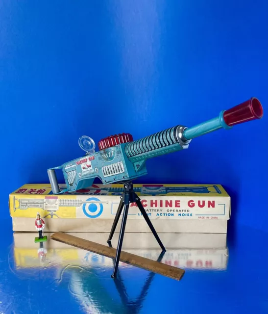 VINTAGE 1970s Toy MACHINE GUN ME 602 Tin Plate Battery Operated Tested Working!