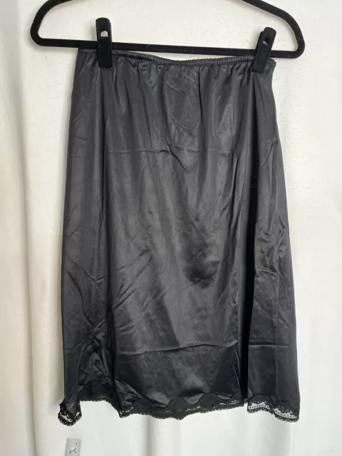 Vintage WONDERMAID Black Half Slip Skirt Silky Nylon Lace Trim Size large