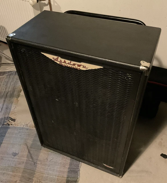 Ashdown 6 x 10 er Bassbox ABM 610 mit Jensen Punch Speaker, Ampeg Grill Cloth