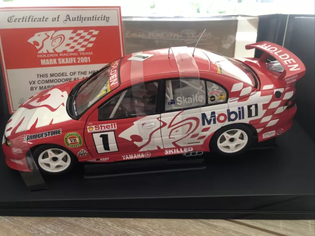 1:18 AUTOart Mark Skaife 2001 HRT VX Commodore #1.