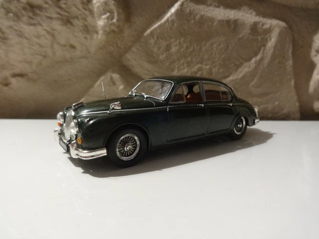 Miniature 1/43 de marque Vitesse JAGUAR V8