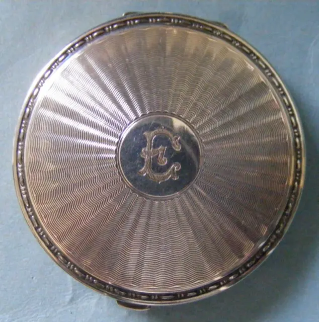 Hallmarked engine turned silver powder compact Birmingham 1928 Letter E Initial