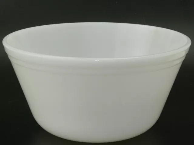 Vintage Federal Oven Ware Glass Mixing Bowl White Milk Glass 8" Diameter 4" Tall