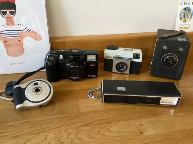 Vintage Camera Bundle SIX-20 Brownie, Kodak Instamatic 25, Minolta 35mm, ITT 110