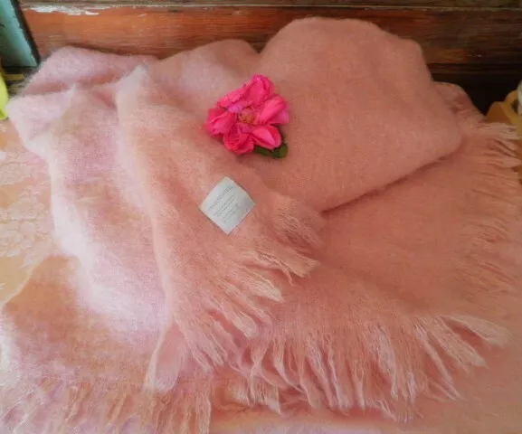 WAVERLEY AUSTRALIA MOHAIR THROW PALE PINK BLANKET FRINGED SO SOFT 120x170cm