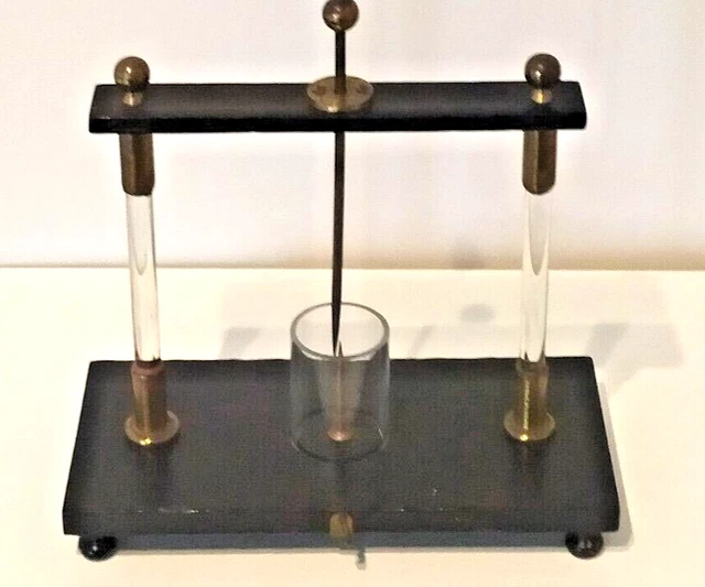 Instrument de démonstration en électrostatique (machine de Wimshurst) ⋅ en Bourgogne-Franche-Comté
