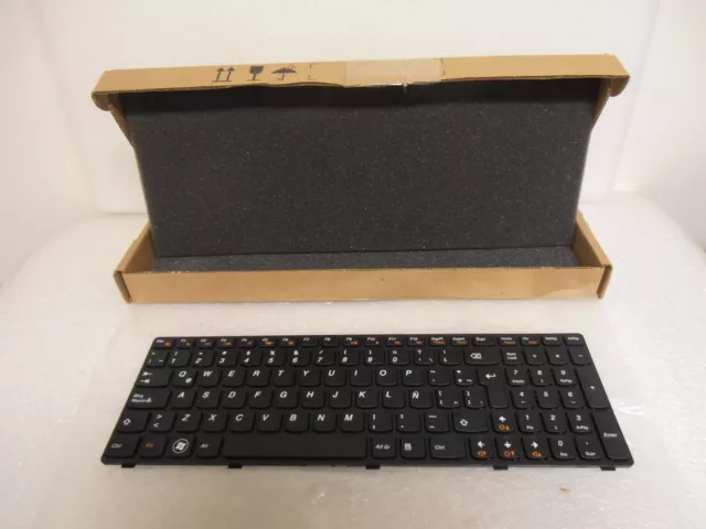 New! Genuine IBM Lenovo Spanish Keyboard 25-012440 Z560 Z560a Z565a G570 G780