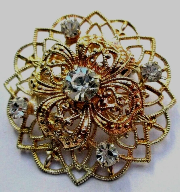 Broche Bijou Vintage Classique Or Relief Ajouré Avec Cristaux - Modèle *3434