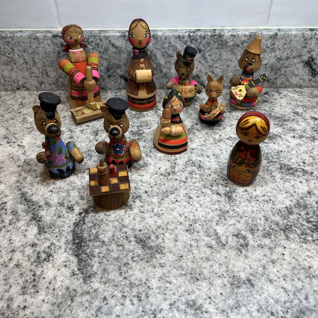 Russian Hand Carved Hand Painted Wooden Figures￼ Folk Art Lot Of 10 Vintage