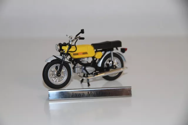 1:24 Simson Star Motorrad DDR Ostalgie Atlas - siehe Bilder