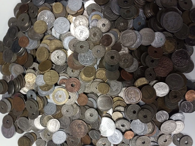 Lot De Pieces De Monnaie Variées Pour Collection