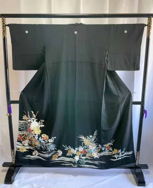 Vintage Japanese kimono - Kuro tomesode with Beautiful embroidery