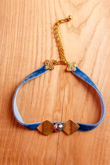 Collier Ras Du Cou Vintage Art Nouveau – Strass Argenté – 40.6 Cm – Occasion