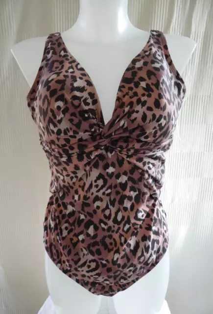 BNWoT Multicoloured Animal print Size 16 tum control pad cup swimming costume