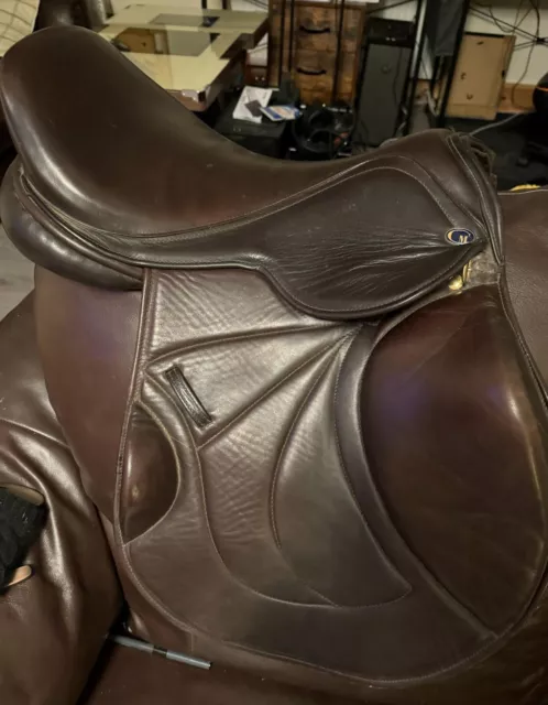Chunky Monkey 16.5 W-XW Brown Leather Jump Saddle
