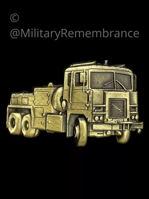 Scammell Crusader EKA Recovery Vehicle Lapel Pin (V105)