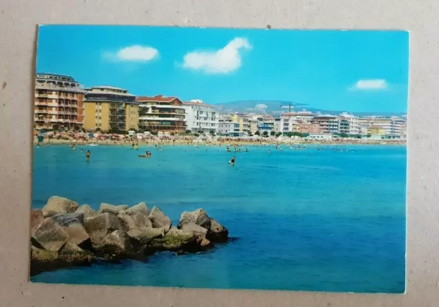 pescara spiaggia formato grande 1975