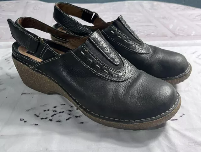 Clarks Artisan Shoes Womens Size 8.5M Black Leather Mules Comfort Clog 84503