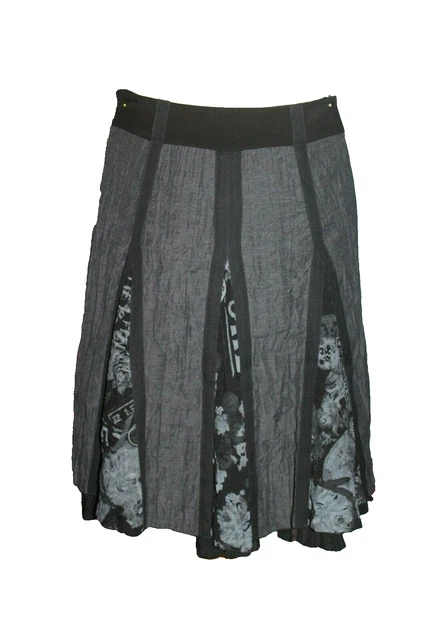 Jupe Femme Doublée Aspect Froissé – Taille 38 – Couleur Gris Et Noir – Marque MODEL – Occasion Très Bon état