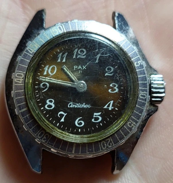 Montre de femme mécanique de PAX en plaqué or, 1960 - Montres & Bijoux