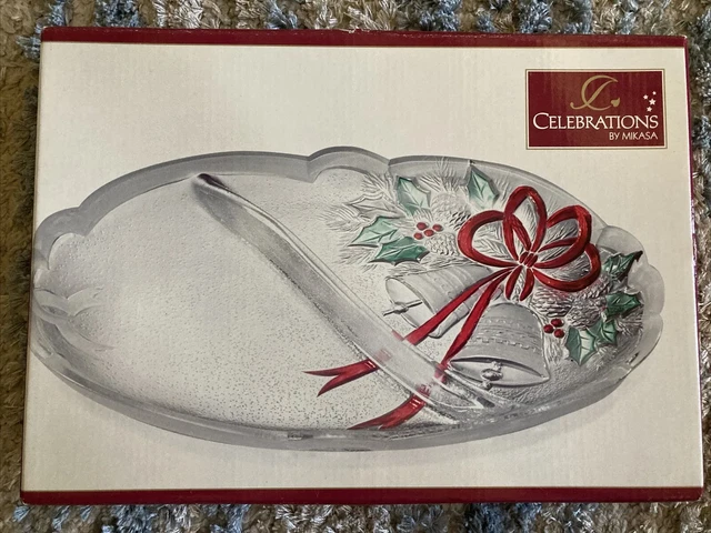 Plato de galletas de sabor dividido de 10,5" Celebrations by Mikasa Holiday Bells Collection