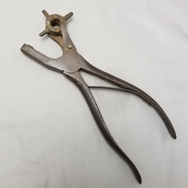 THE SMITH & Egge Mfg Co. 4 Tube Revolving Leather Hole Punch Antique