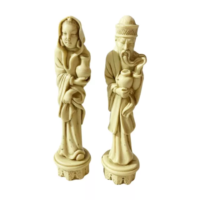 Paire de Figurines chinoises en résine sculptée