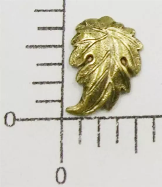73033          4 Pc. Brass Oxidized Small Leaf Jewelry Finding