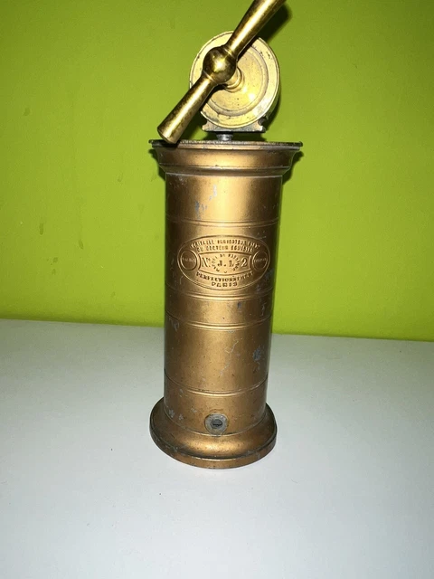 irrigador Eguisier Paris Francia Médico Siglo XIX