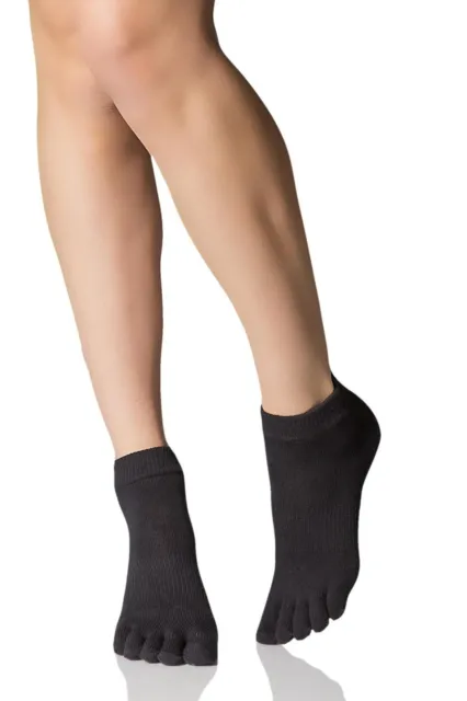 ToeSox Men's and Ladies Full Toe Organic Cotton Ankle Yoga Socks in Black 1 Pack