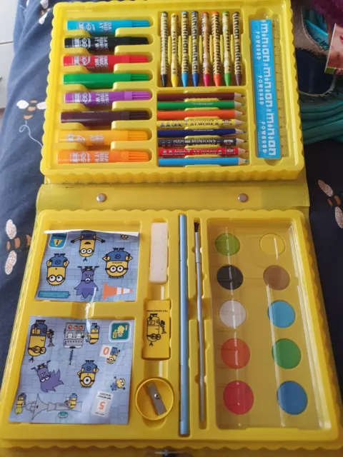 Minions Stationery Set