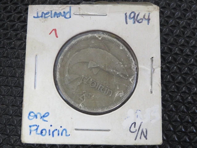 1964 Ireland Irish One 1 Florin Salmon Fish Coin ~#B12-7