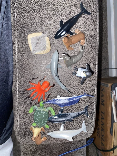 (12) Lot Of Small Plastic Ocean Animals / Creatures Octopus Shark Whale Dolphin