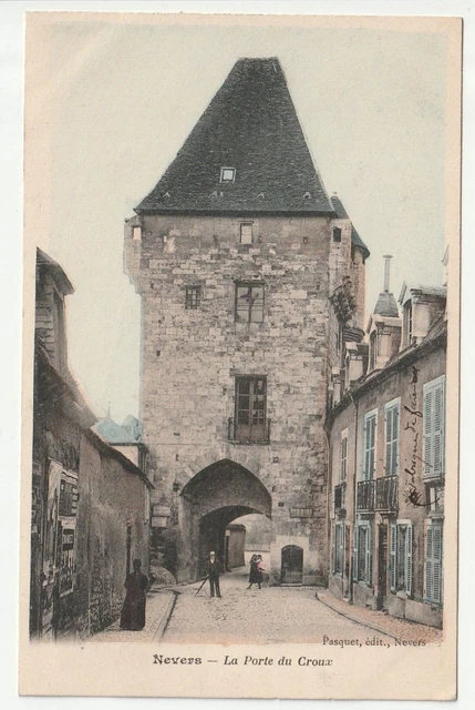 NEVERS - Nievre - CPA 58 - la porte du Croux - carte couleur