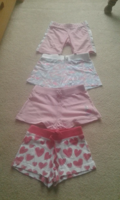 Bundle of girls shorts age 2/4 years