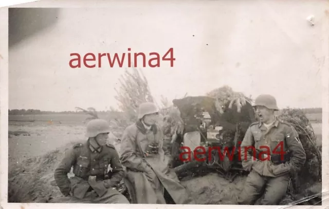 Deutsche Soldaten Panzerjäger mit 4,2 cm Pak 41 Frankreich