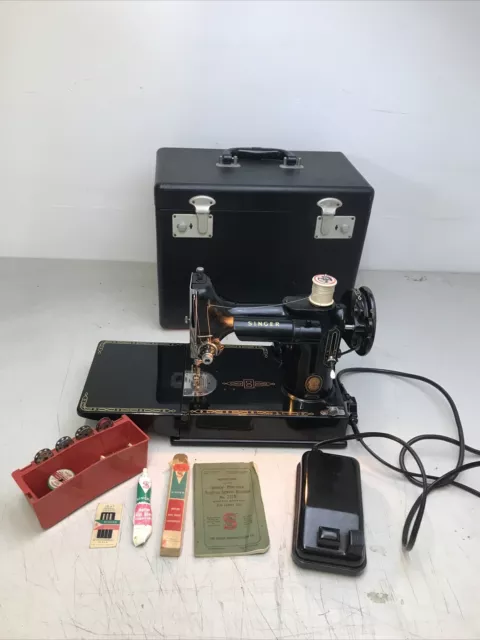 vintage Singer 221k Great britain 1959 electric sewing machine in original case