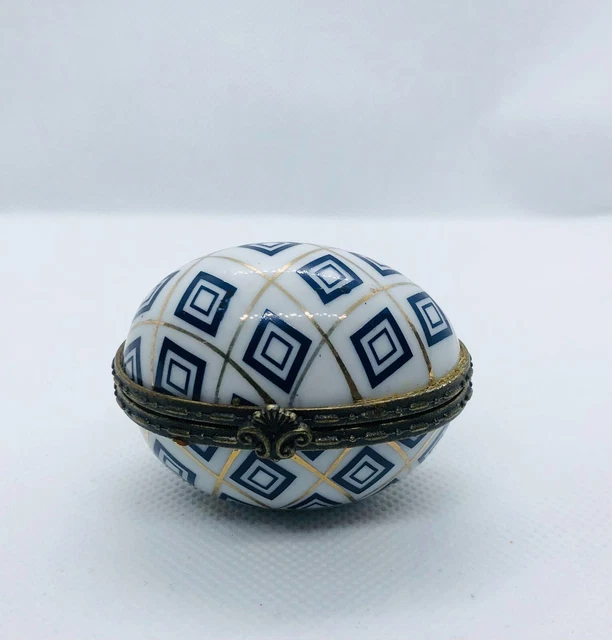 Boîte à Bijoux Pilulier En Porcelaine Tripode Movitex – Vintage Et Raffinée