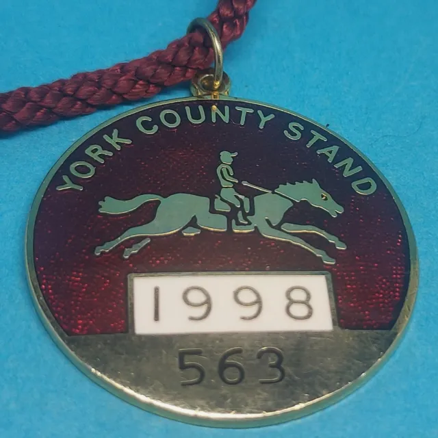 York Horse Racing Members Badge - 1998