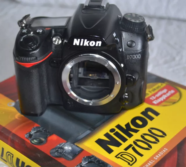 Nikon D7000 16.2 MP SLR-Digitalkamera Sehr gut!