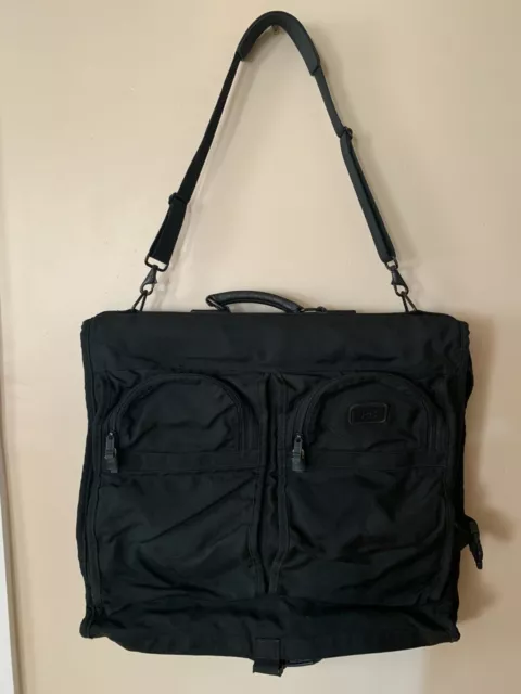TUMI Black Ballistic Nylon Luggage Tri Fold Garment Bag PRE-OWNED