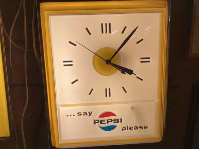 1970s Pepsi Vintage wall clock (backlit)